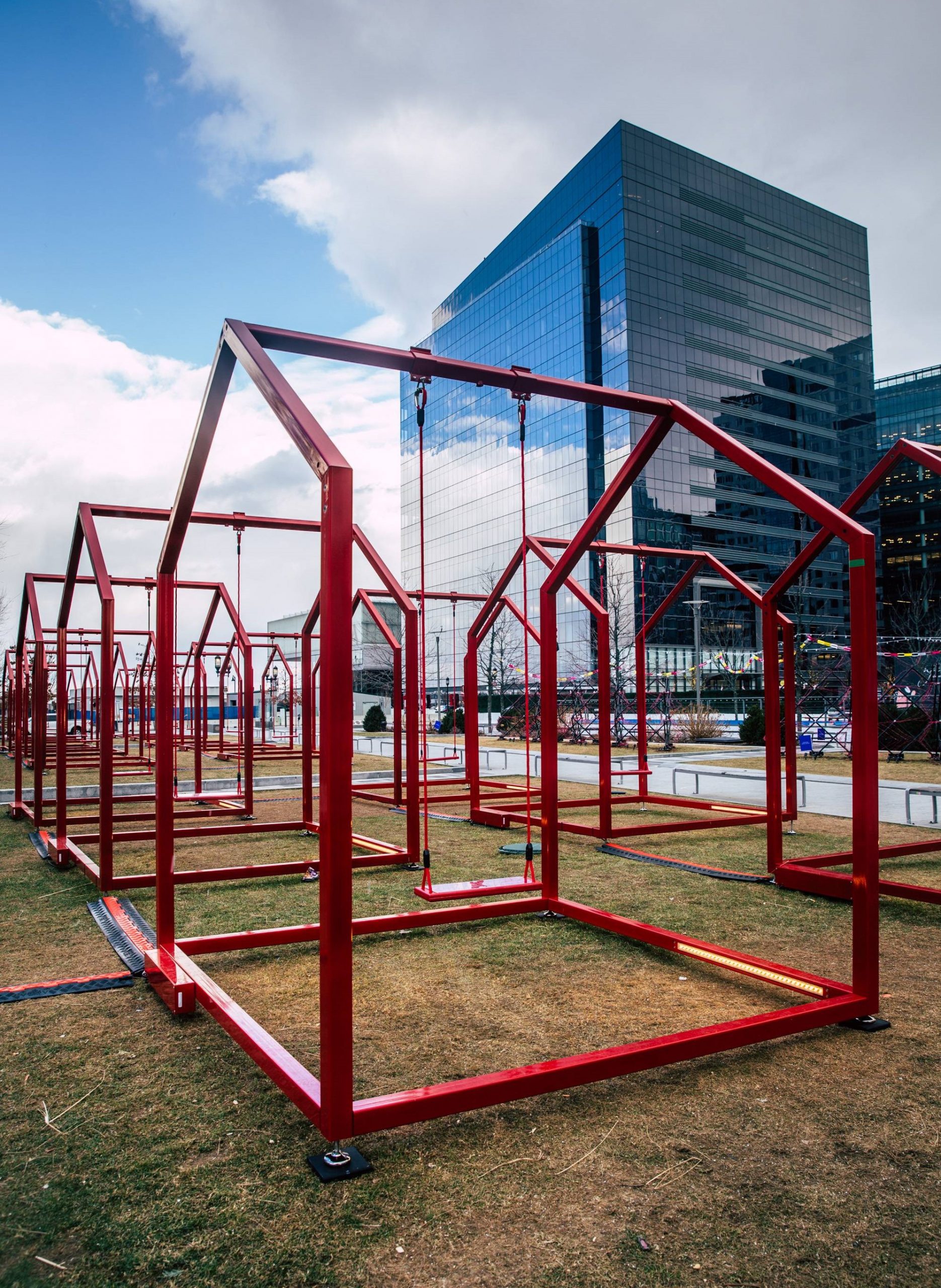 Balancelle artistique – Mi Casa Seaport, Boston